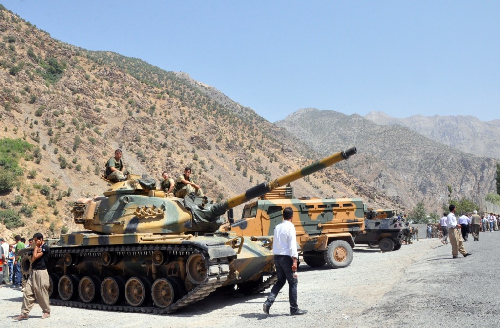 PKK abducts Turkish soldiers - Dailynewsegypt