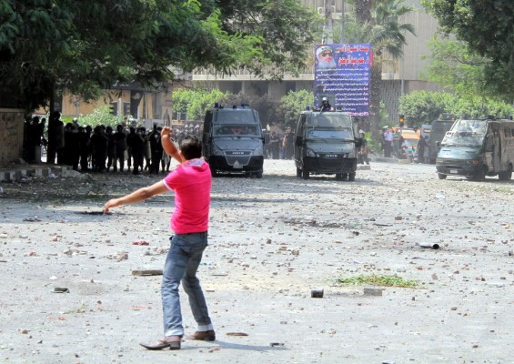 US embassy in Cairo clashes Mohamed Omar / DNE