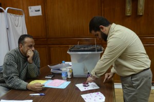 The results of the midterm elections for the Pharmacists' Syndicate reflected a noticeable decline in the Muslim Brotherhood's popularity. (Photo by: Ahmed Al-Malky)